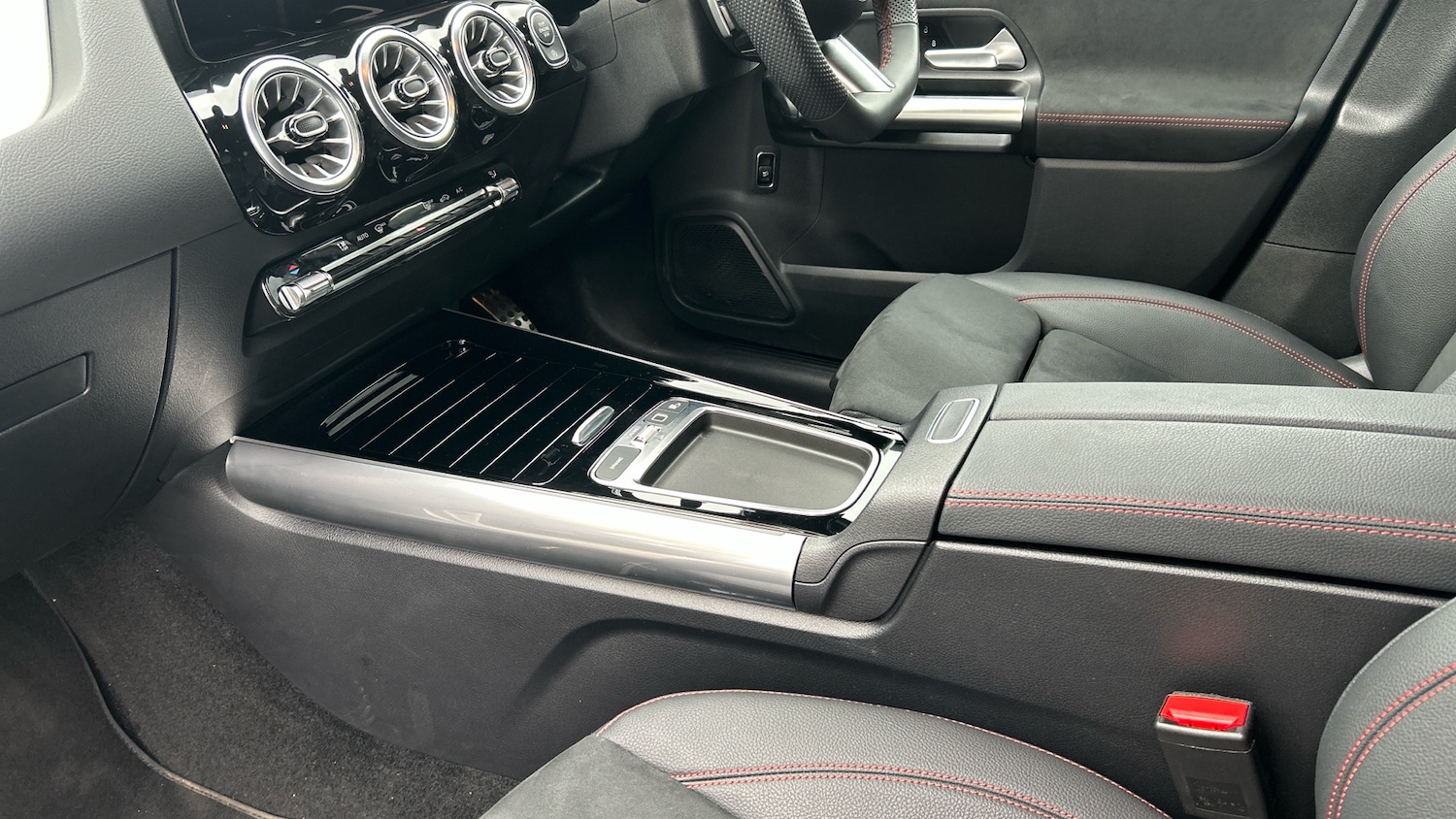 Used Mercedes-Benz GLA 2025 for sale - 78031413: Photo 13