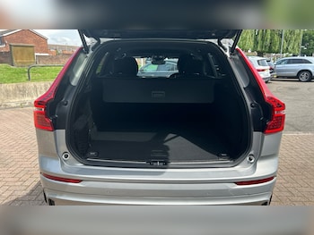 Used Volvo XC60 2023 for sale - 78904712: Photo