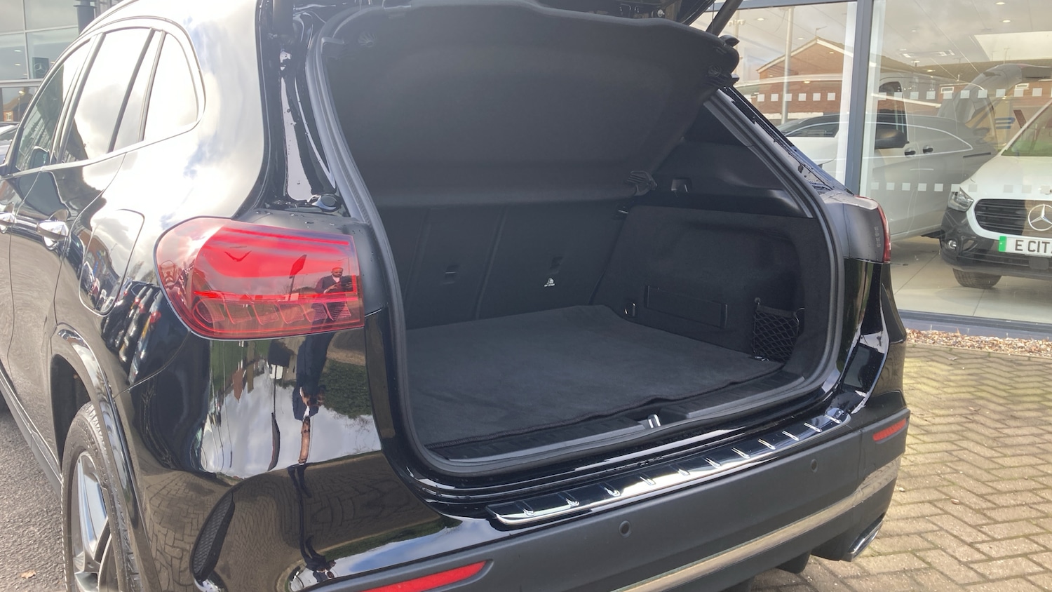 Used Mercedes-Benz GLA 2024 for sale - 77629231: Photo 34