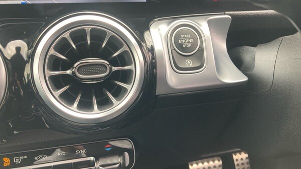 Used Mercedes-Benz GLB 2023 for sale - 75701518: Photo 27