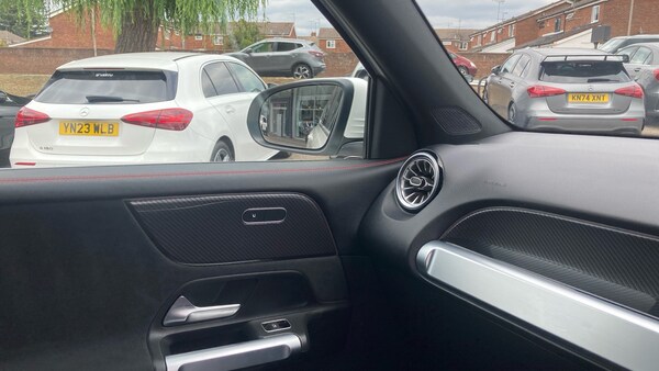 Used Mercedes-Benz GLB 2023 for sale - 75701518: Photo 29