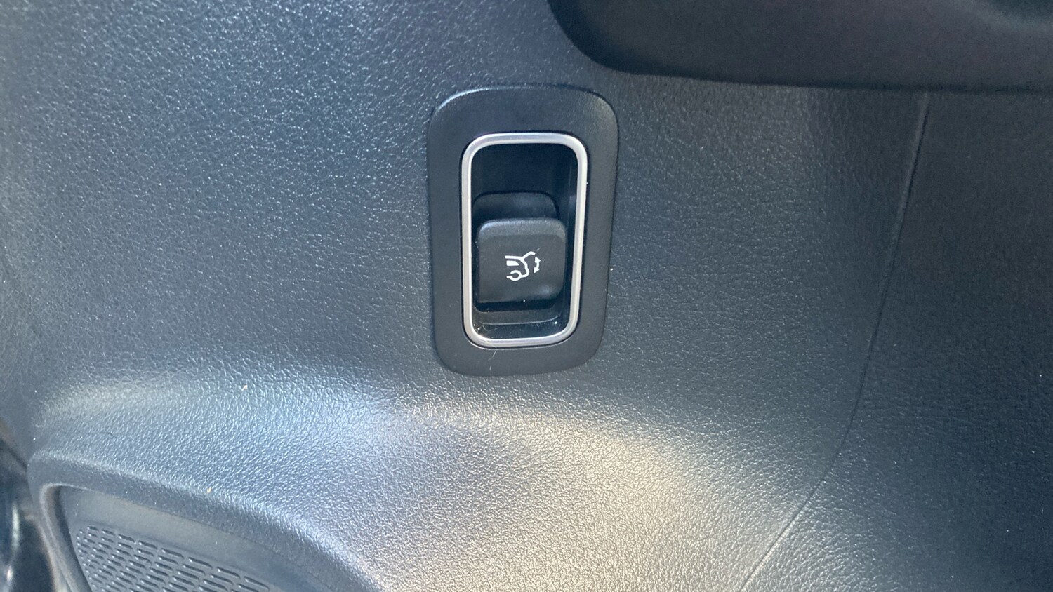 Used Mercedes-Benz GLB 2023 for sale - 76627903: Photo 28