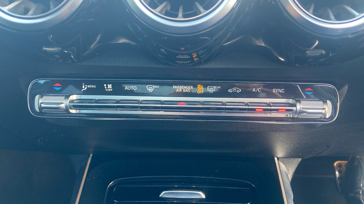 Used Mercedes-Benz GLB 2023 for sale - 76627903: Photo 34