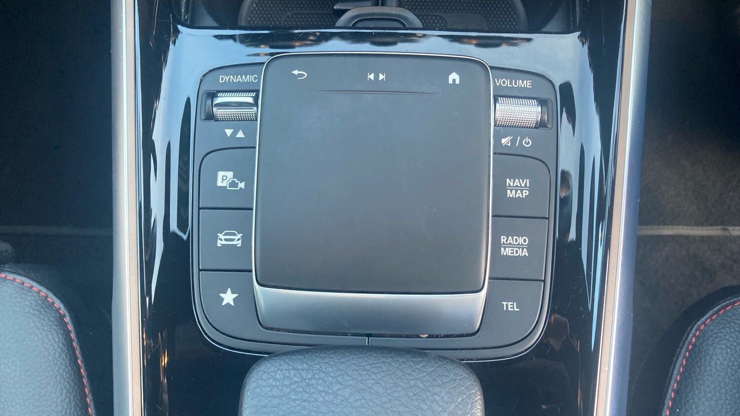 Used Mercedes-Benz GLB 2023 for sale - 76627903: Photo 35