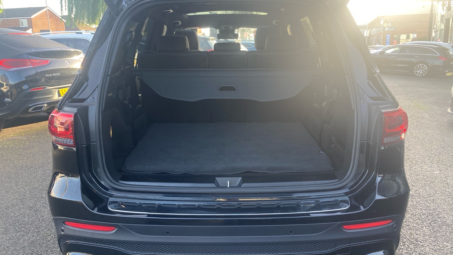 Used Mercedes-Benz GLB 2023 for sale - 76627903: Photo 4