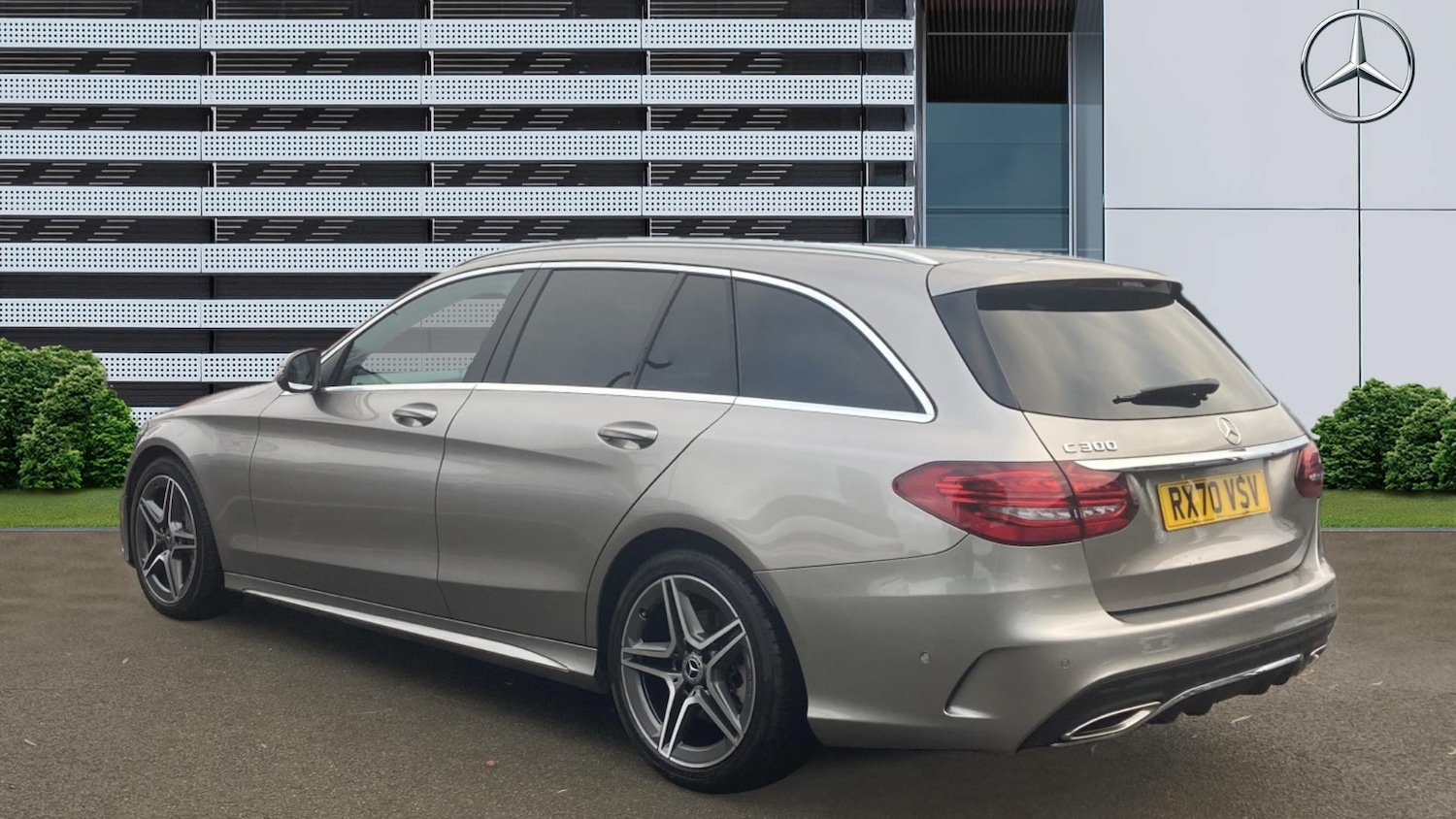 Used Mercedes-Benz C Class 2021 for sale - 76653141: Photo 2