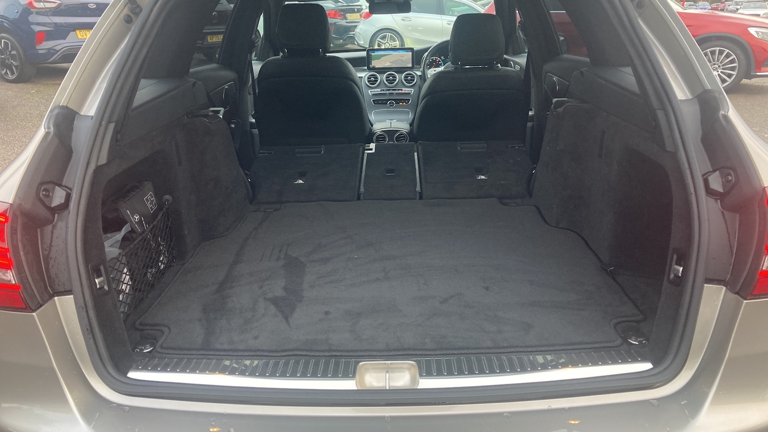 Used Mercedes-Benz C Class 2021 for sale - 76653141: Photo 36