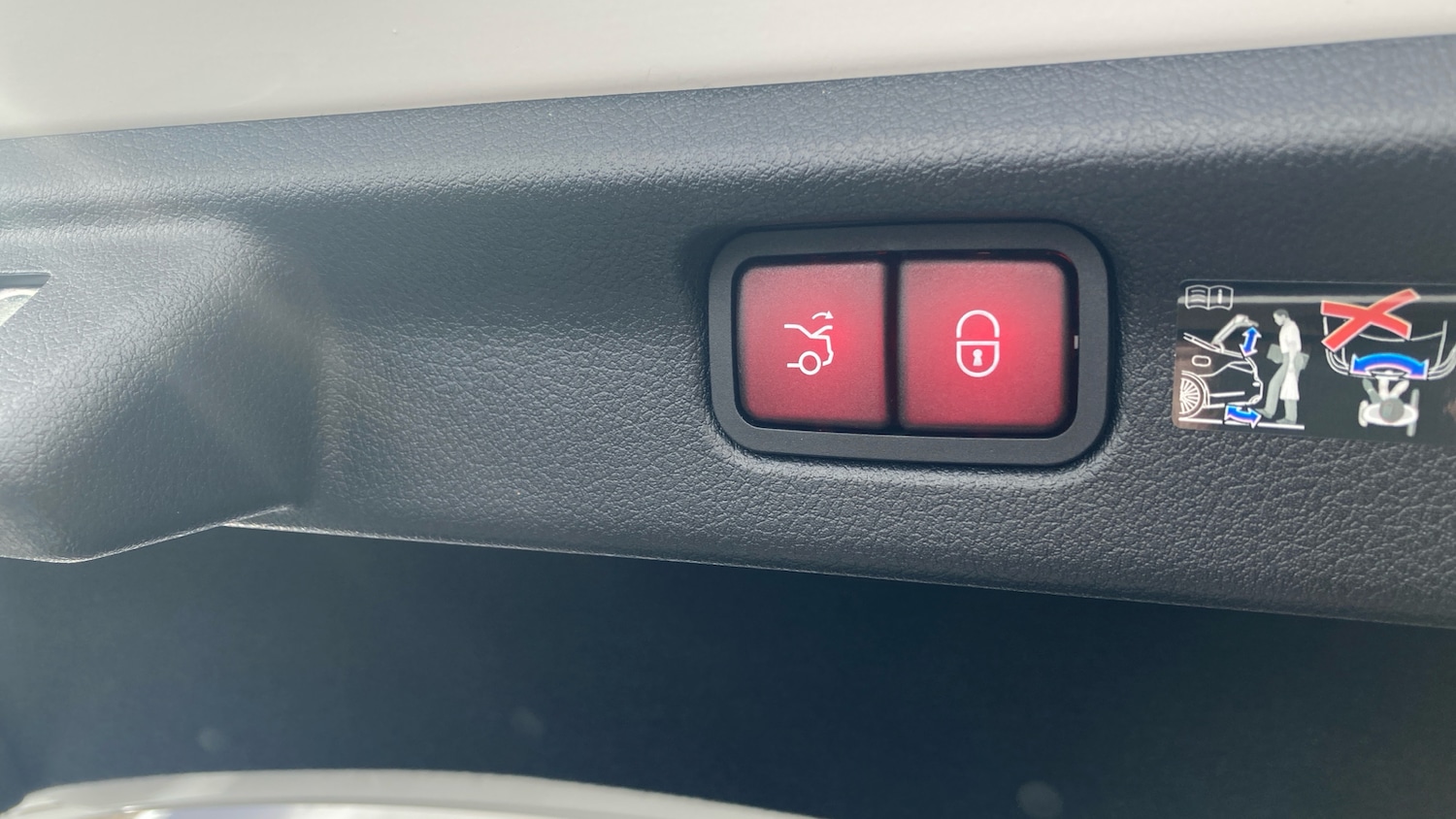 Used Mercedes-Benz EQA 2023 for sale - 77718499: Photo 40