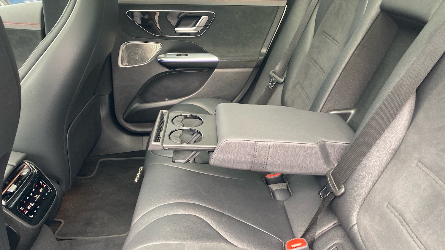 Used Mercedes-Benz EQA 2023 for sale - 77718499: Photo 41