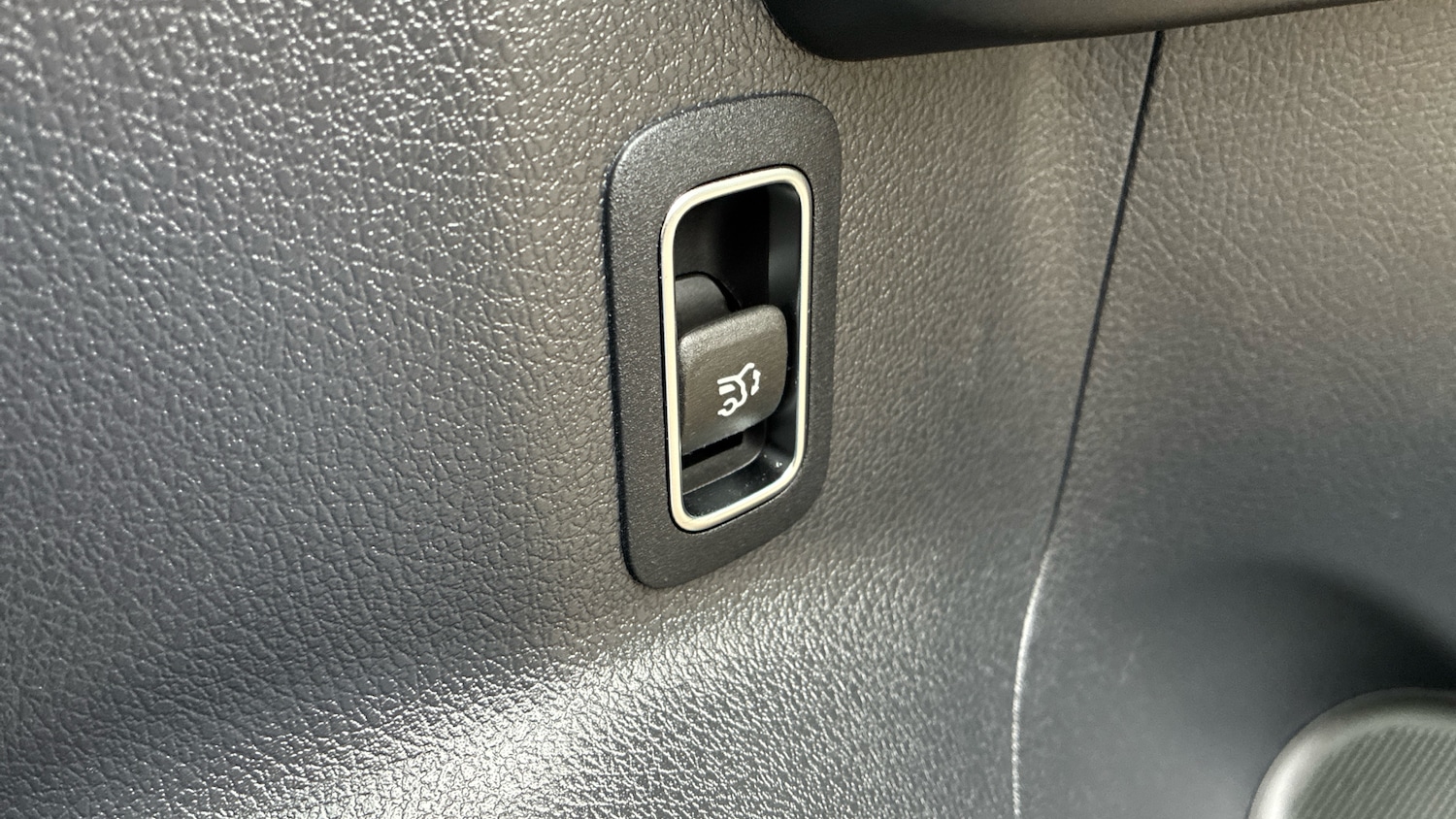 Used Mercedes-Benz GLA 2024 for sale - 77871976: Photo 30