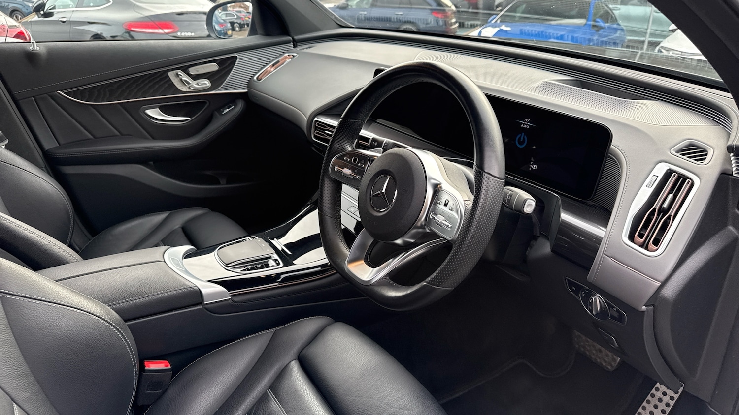 Used Mercedes-Benz EQC 2022 for sale - 76565368: Photo 11