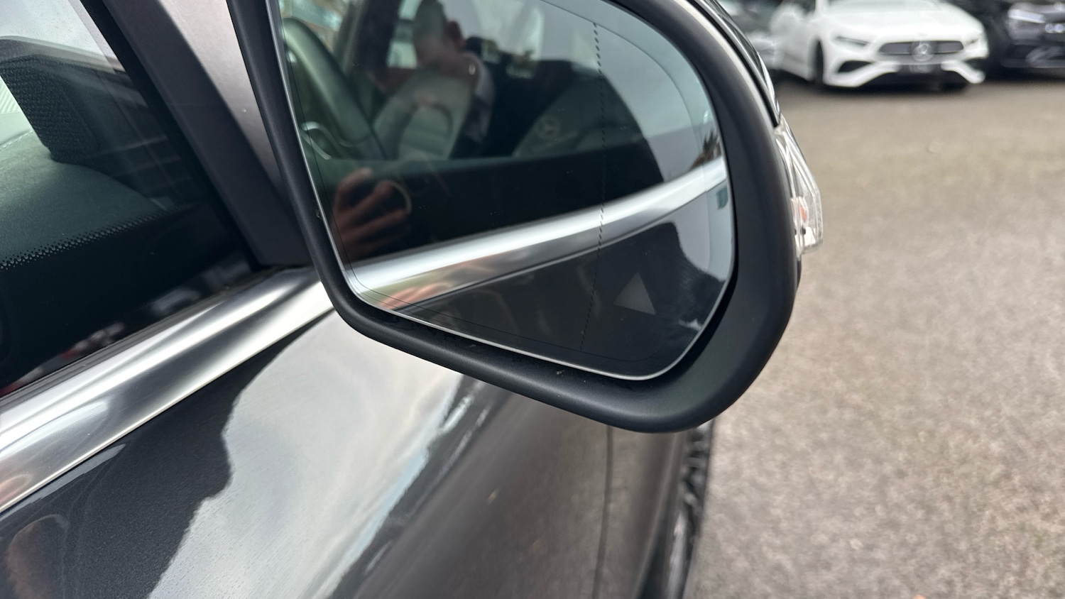 Used Mercedes-Benz EQC 2022 for sale - 76565368: Photo 28