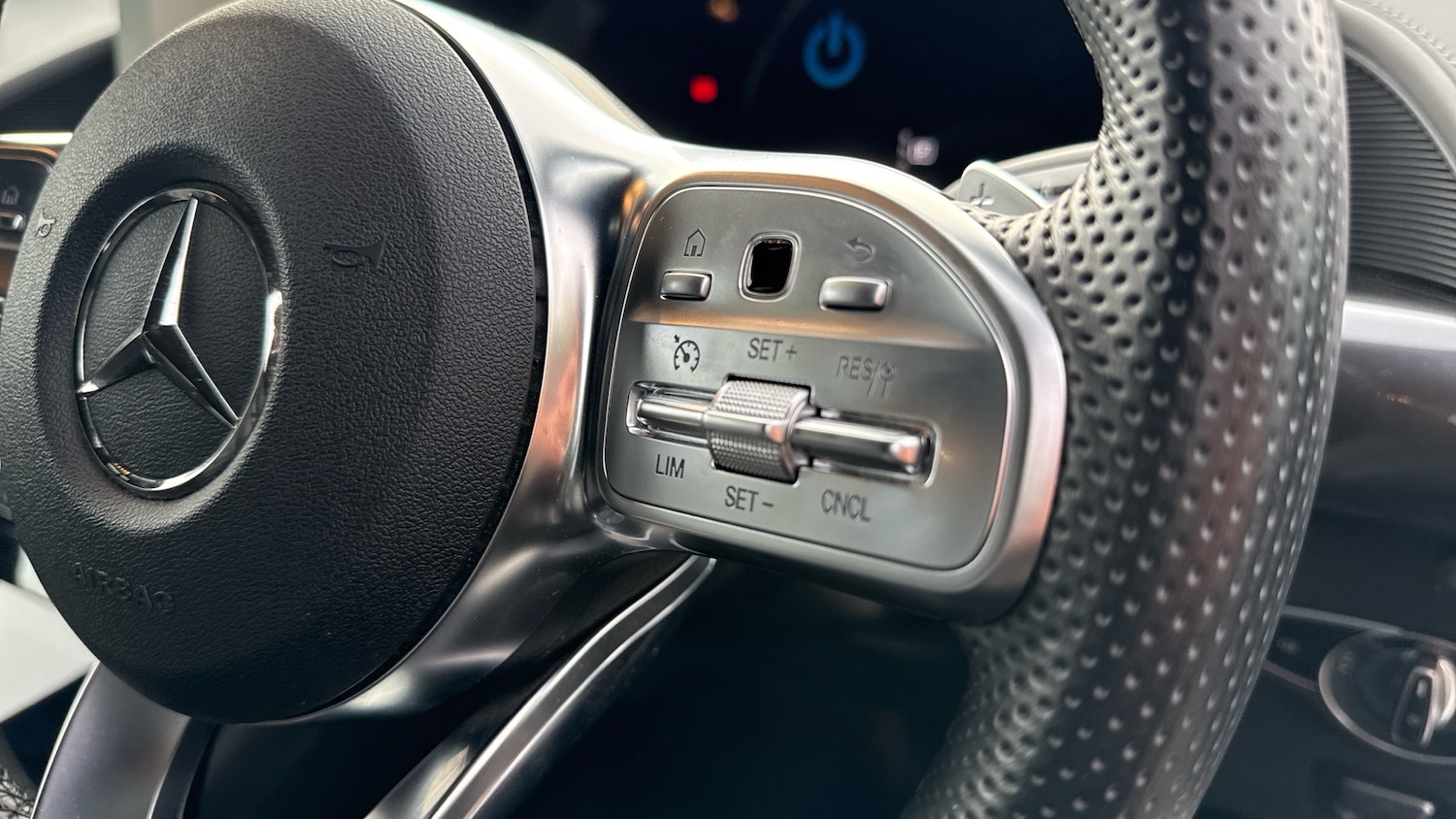 Used Mercedes-Benz EQC 2022 for sale - 76565368: Photo 34