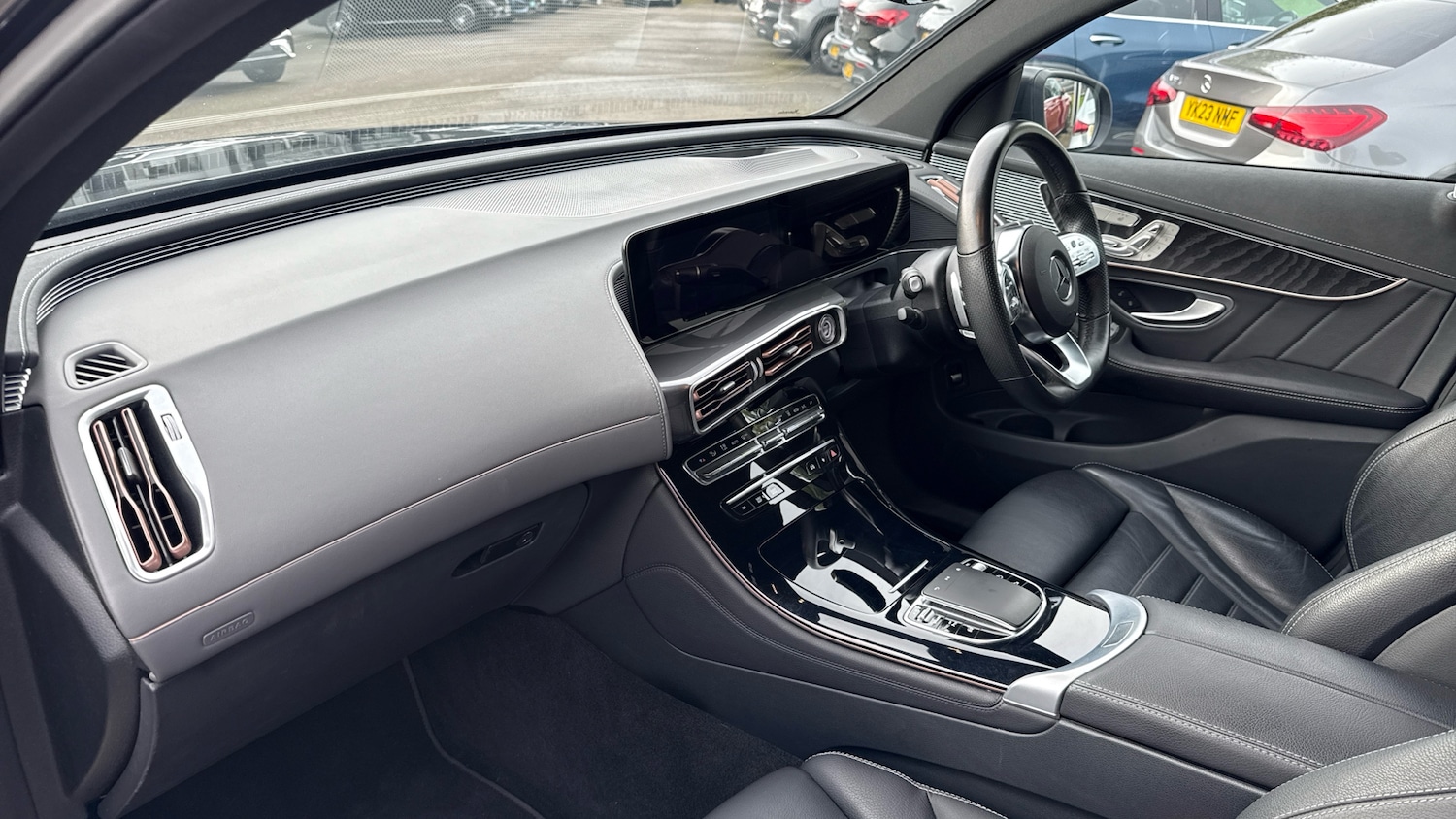 Used Mercedes-Benz EQC 2022 for sale - 76565368: Photo 9