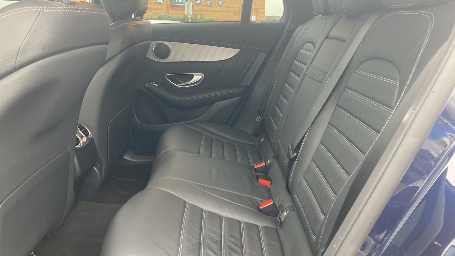 Used Mercedes-Benz EQC 2023 for sale - 77640015: Photo 16