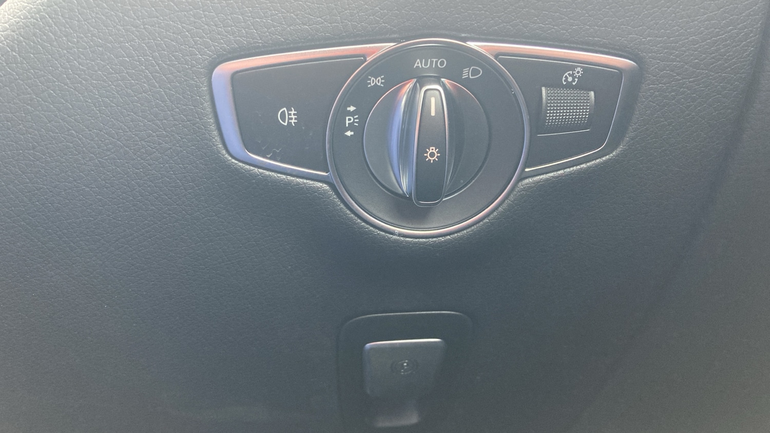 Used Mercedes-Benz EQC 2023 for sale - 77640015: Photo 27