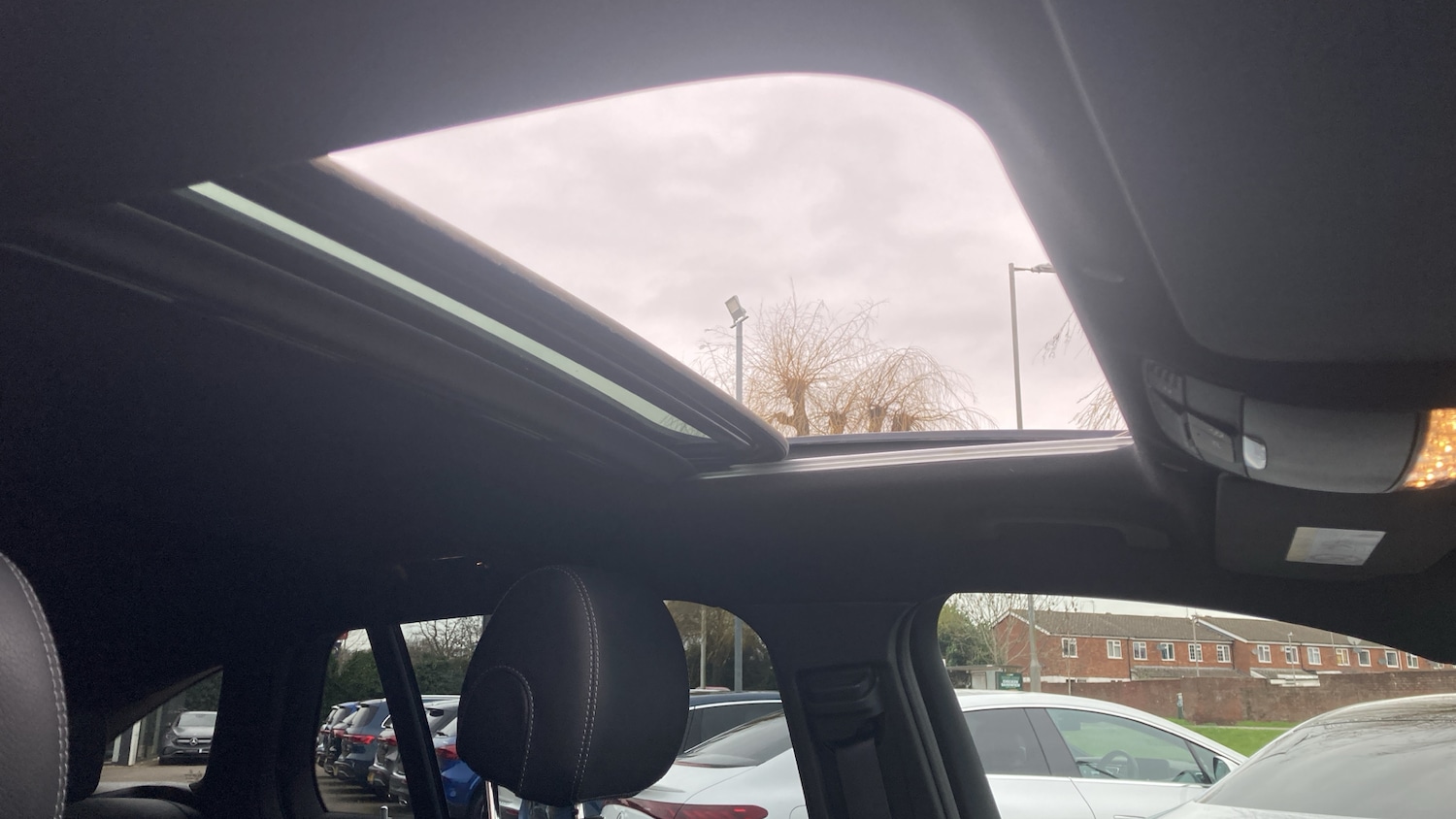 Used Mercedes-Benz EQC 2023 for sale - 77640015: Photo 41