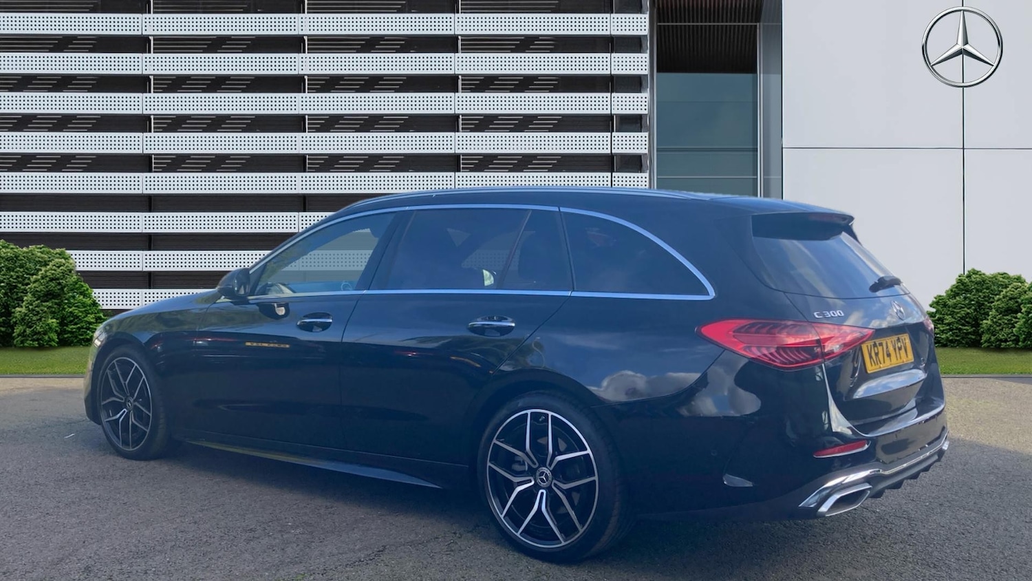 Used Mercedes-Benz C Class 2024 for sale - 76627811: Photo 2