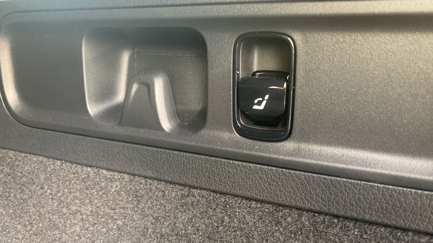 Used Mercedes-Benz C Class 2024 for sale - 76627811: Photo 24