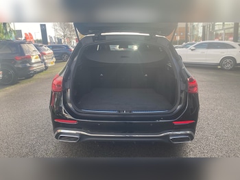 Used Mercedes-Benz C Class 2024 for sale - 76627811: Photo