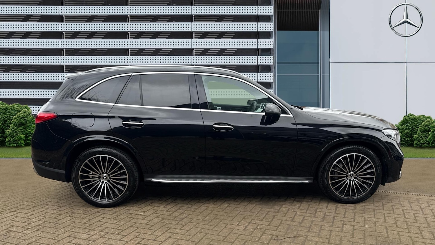 Used Mercedes-Benz GLC 2025 for sale - 77432543: Photo 5