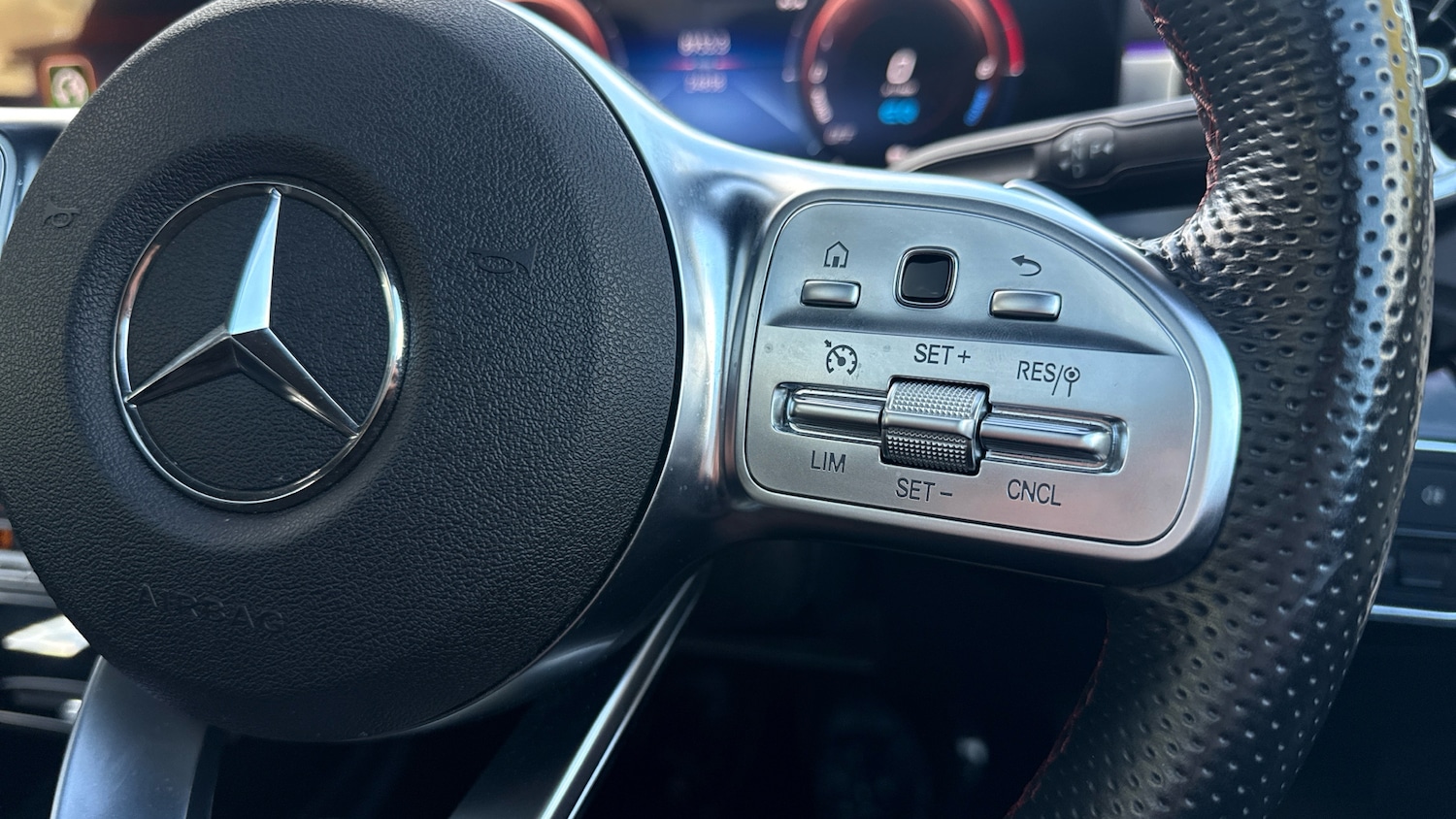 Used Mercedes-Benz CLA 2023 for sale - 76891586: Photo 35