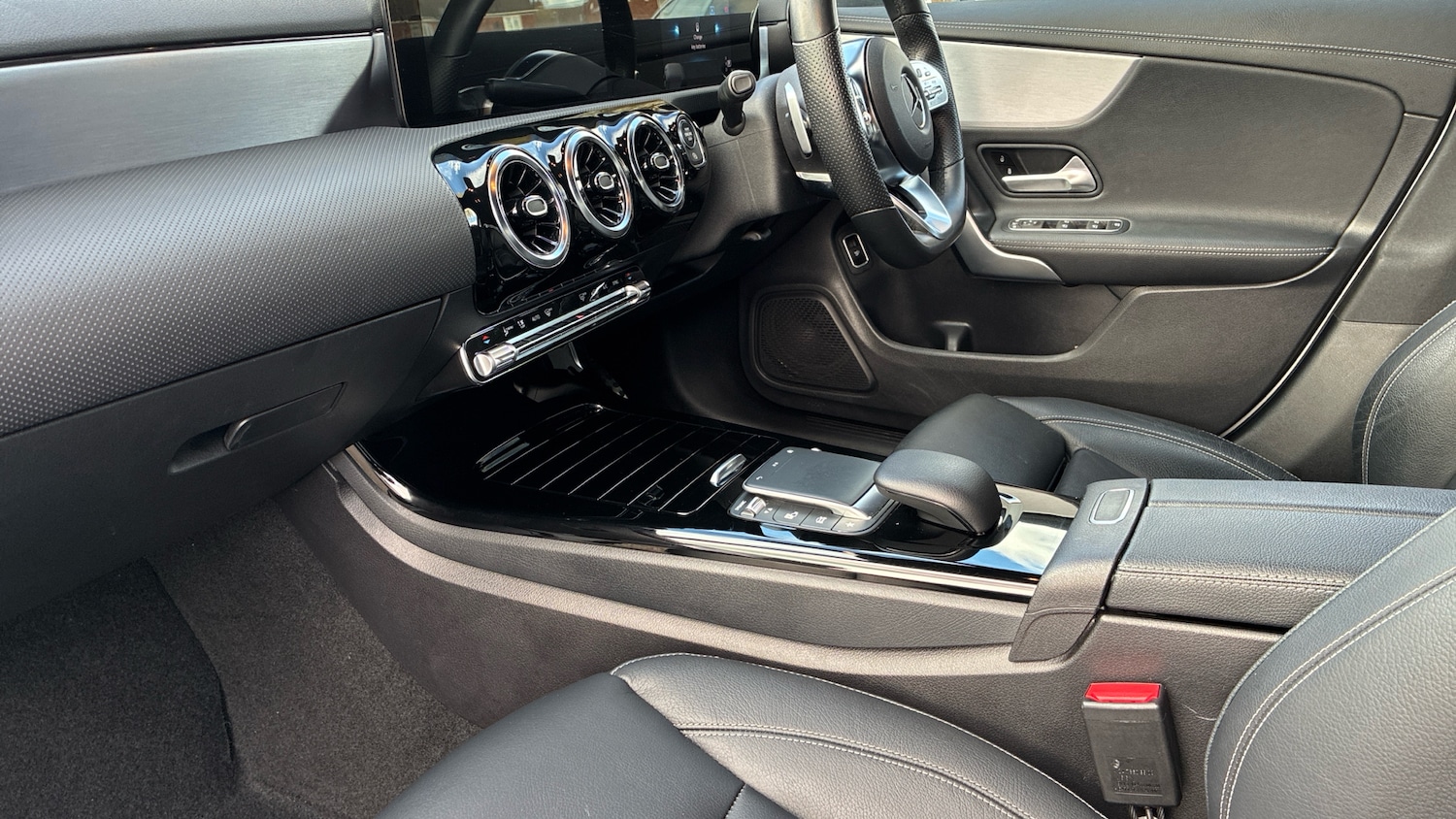 Used Mercedes-Benz CLA 2022 for sale - 77917118: Photo 13