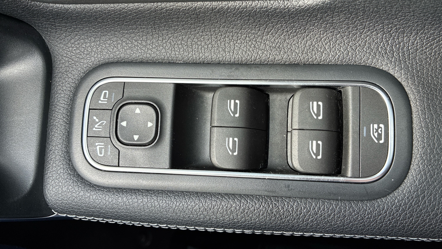 Used Mercedes-Benz CLA 2022 for sale - 77917118: Photo 25