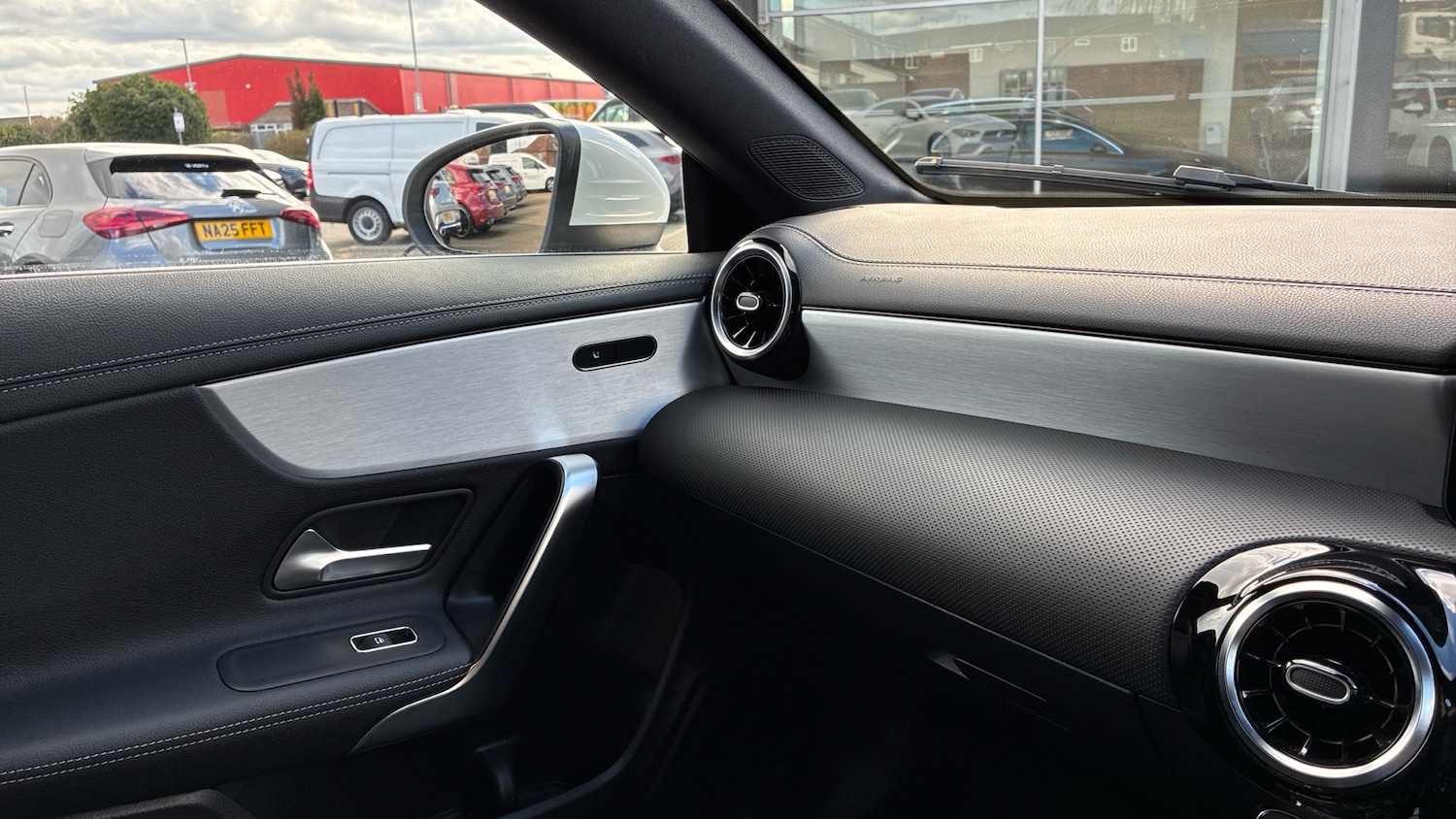 Used Mercedes-Benz CLA 2022 for sale - 77917118: Photo 27