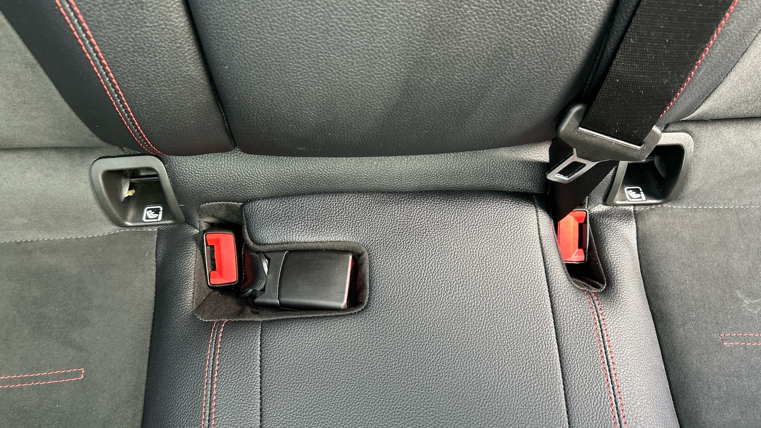 Used Mercedes-Benz GLA 2023 for sale - 77847640: Photo 17