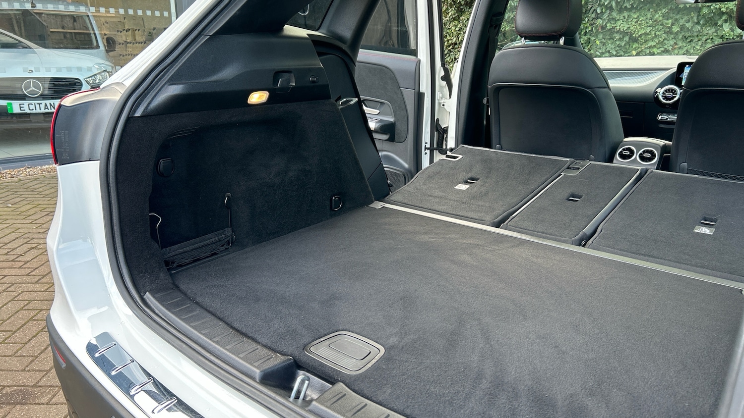 Used Mercedes-Benz GLA 2023 for sale - 77847640: Photo 27