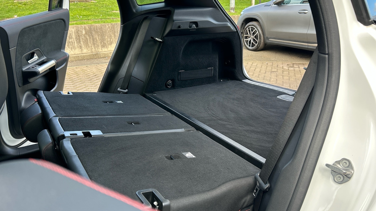 Used Mercedes-Benz GLA 2023 for sale - 77847640: Photo 32