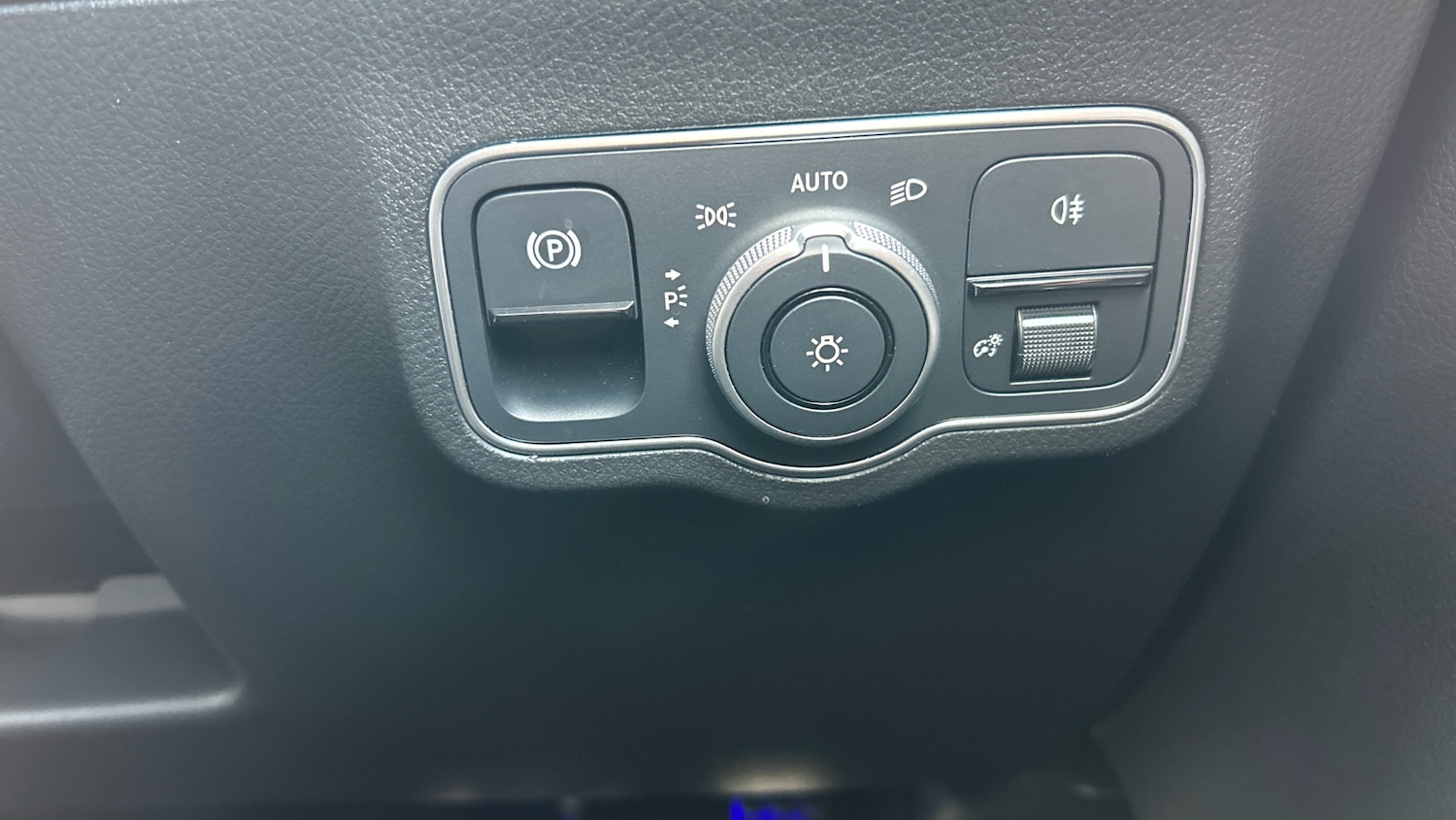 Used Mercedes-Benz GLA 2023 for sale - 77847640: Photo 35