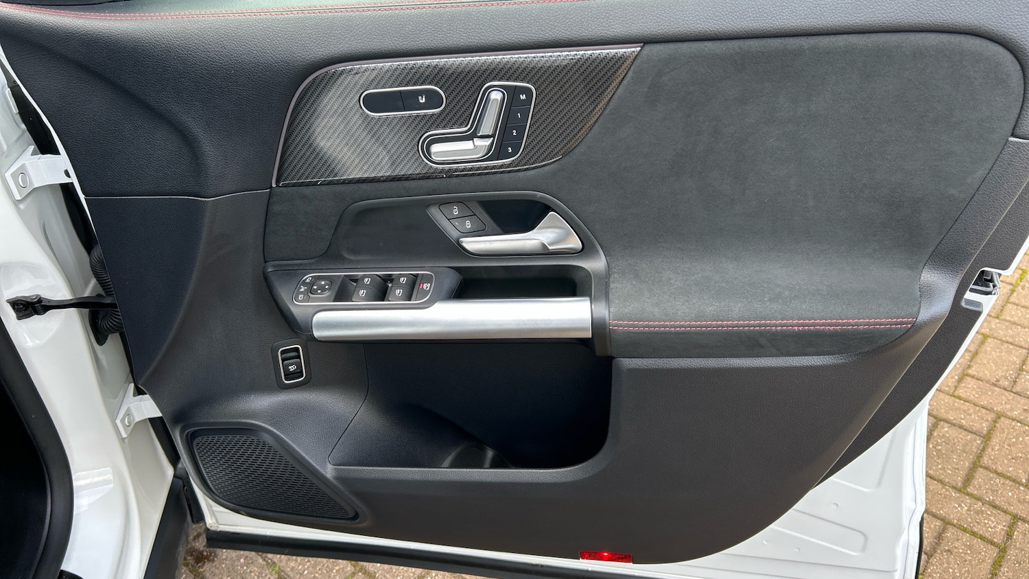 Used Mercedes-Benz GLA 2023 for sale - 77847640: Photo 40