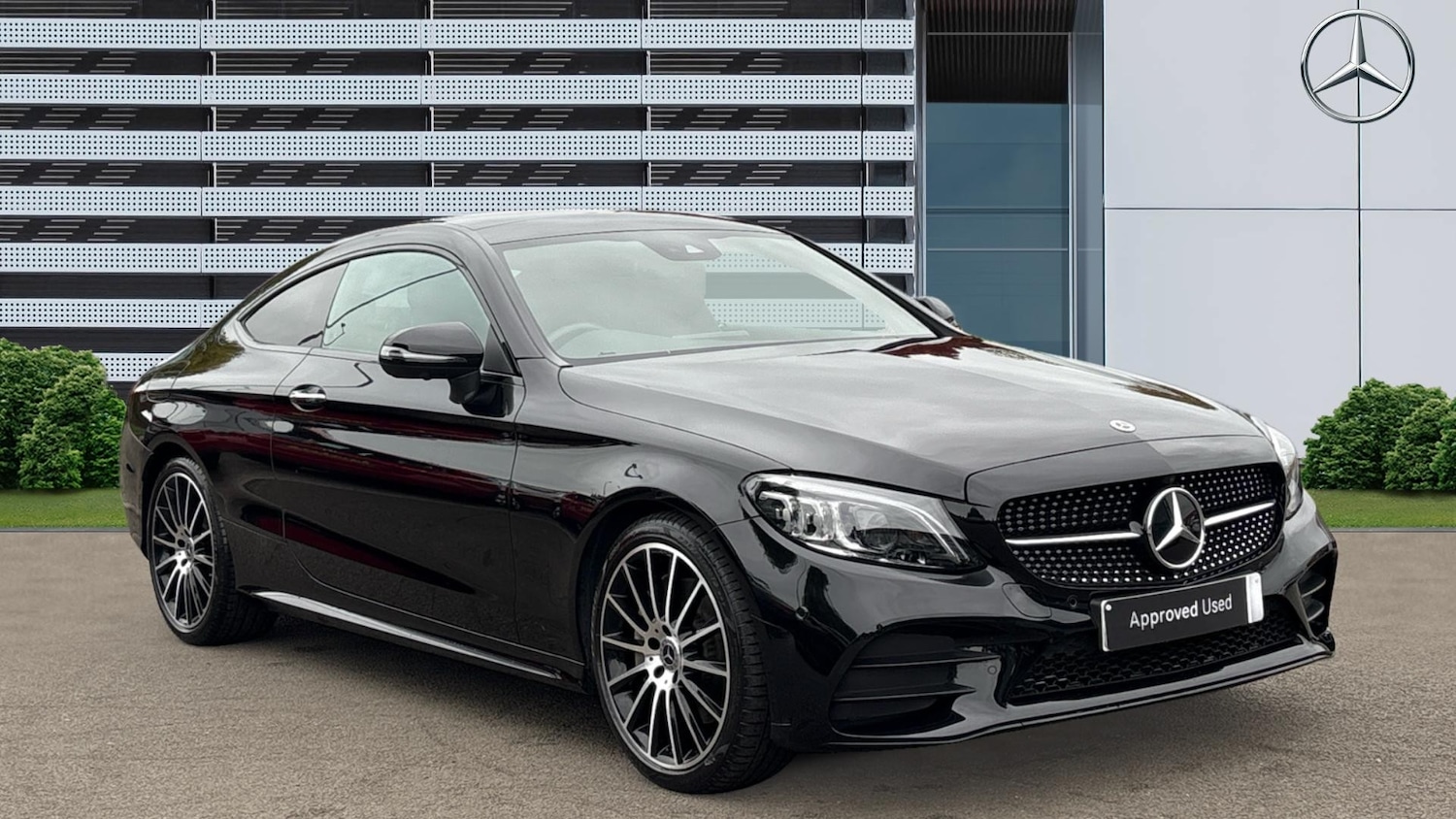 Used Mercedes-Benz C Class 2023 for sale - 76640045: Photo 1