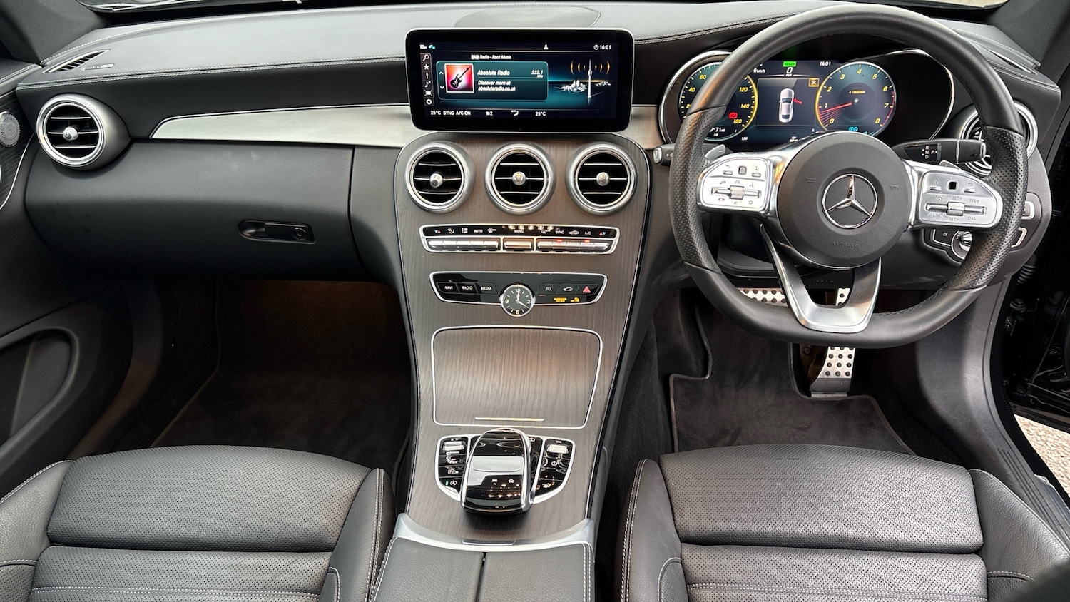 Used Mercedes-Benz C Class 2023 for sale - 76640045: Photo 10