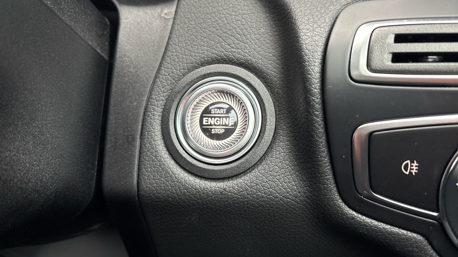 Used Mercedes-Benz C Class 2023 for sale - 76640045: Photo 36