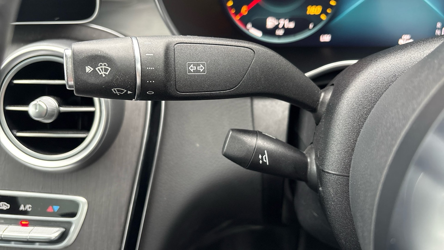 Used Mercedes-Benz C Class 2023 for sale - 76640045: Photo 38