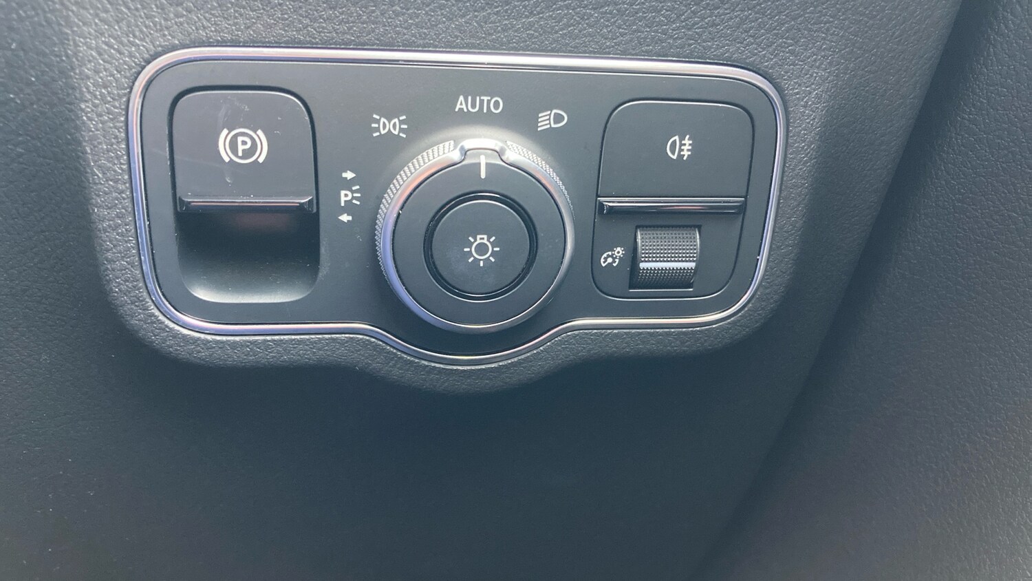 Used Mercedes-Benz B Class 2020 for sale - 77493227: Photo 23