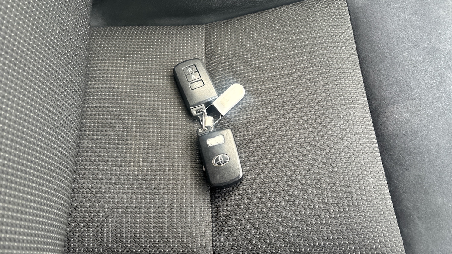 Used Toyota RAV4 2016 for sale - 77116415: Photo 20