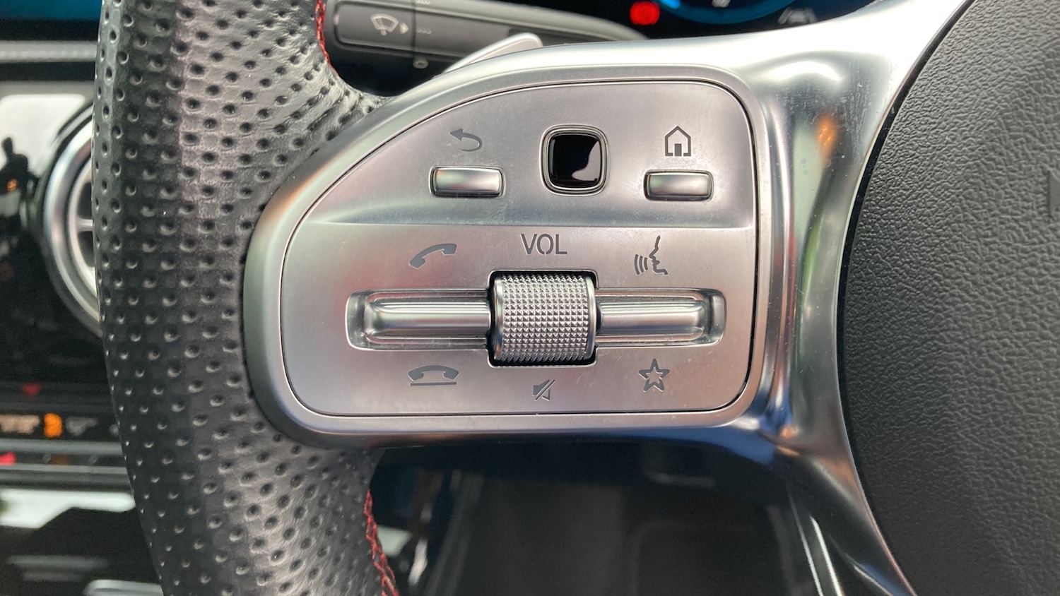 Vehicle 33