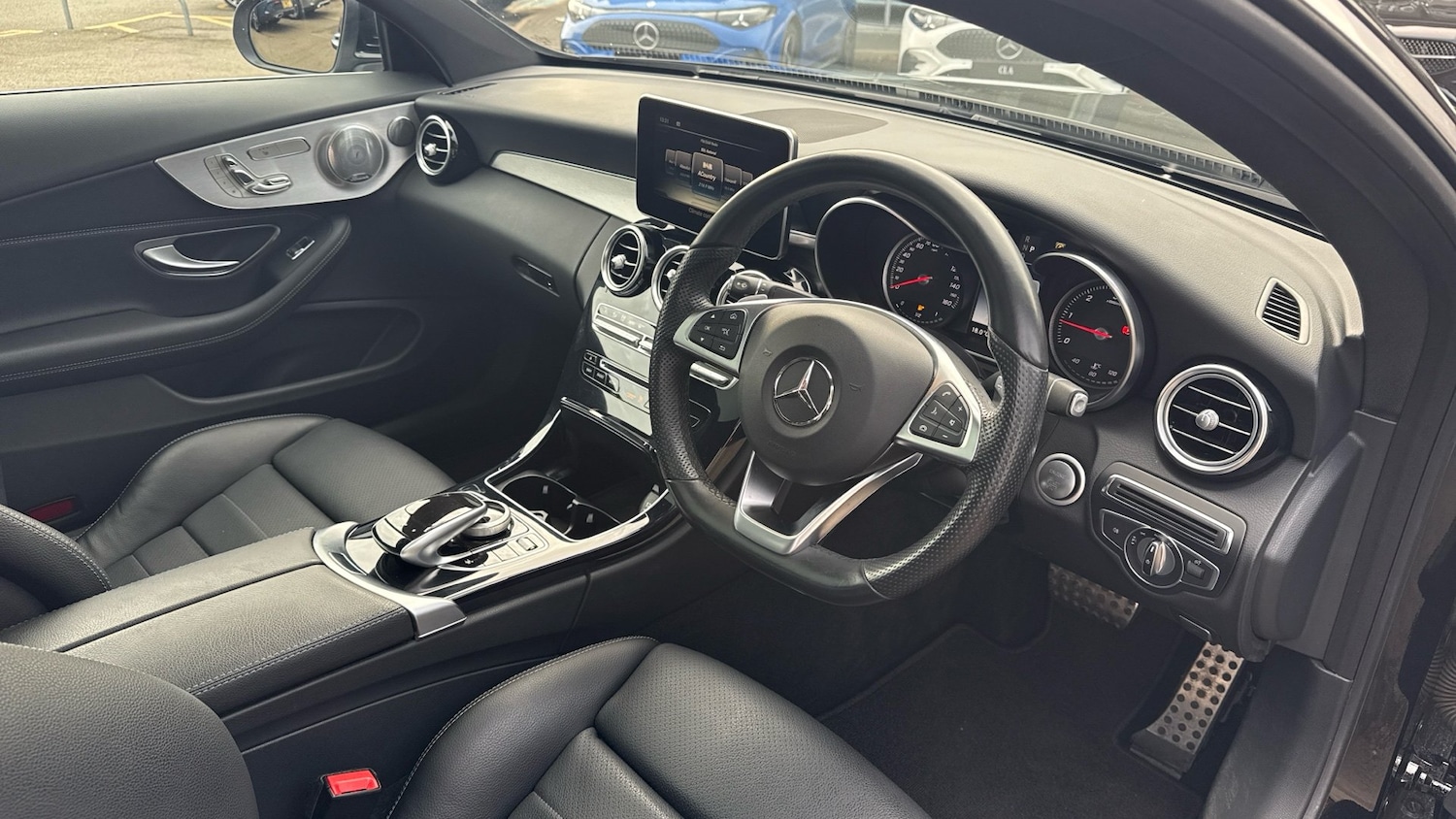 Used Mercedes-Benz C Class 2017 for sale - 76734965: Photo 11