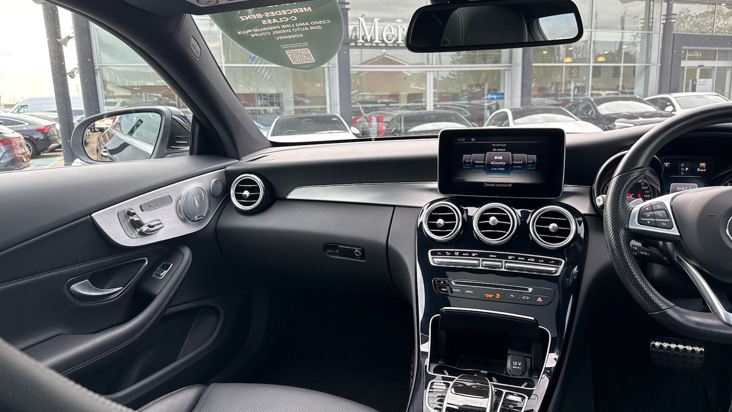 Used Mercedes-Benz C Class 2017 for sale - 76734965: Photo 14