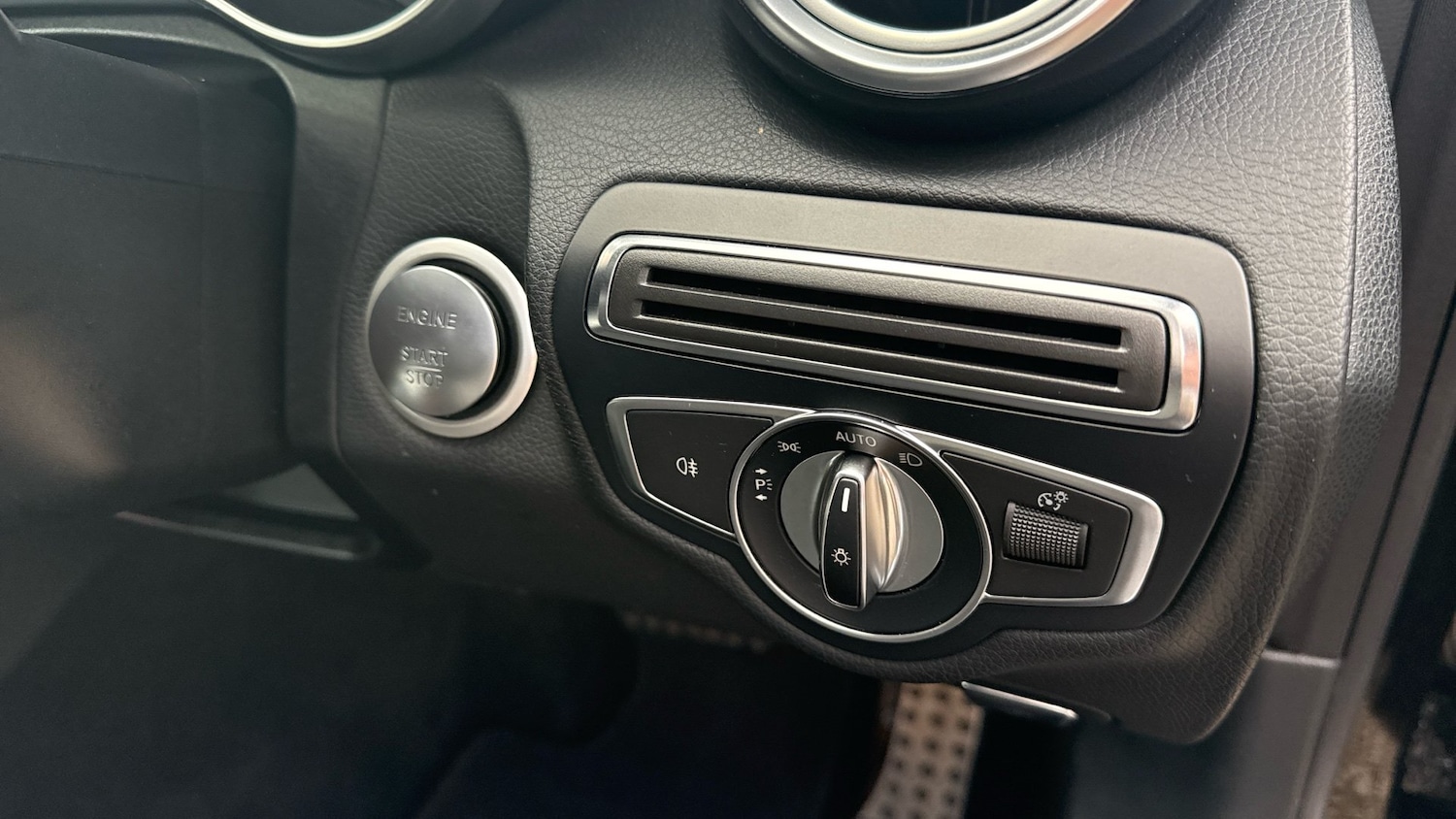 Used Mercedes-Benz C Class 2017 for sale - 76734965: Photo 28