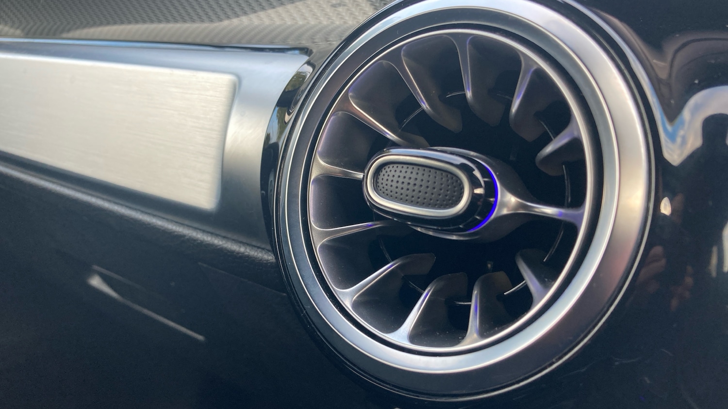 Used Mercedes-Benz GLB 2025 for sale - 76881477: Photo 30