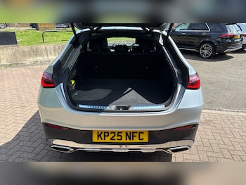 Used Mercedes-Benz GLC 2025 for sale - 78790679: Photo