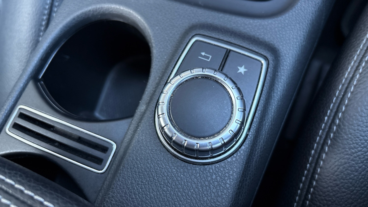 Used Mercedes-Benz GLA 2018 for sale - 76362850: Photo 13