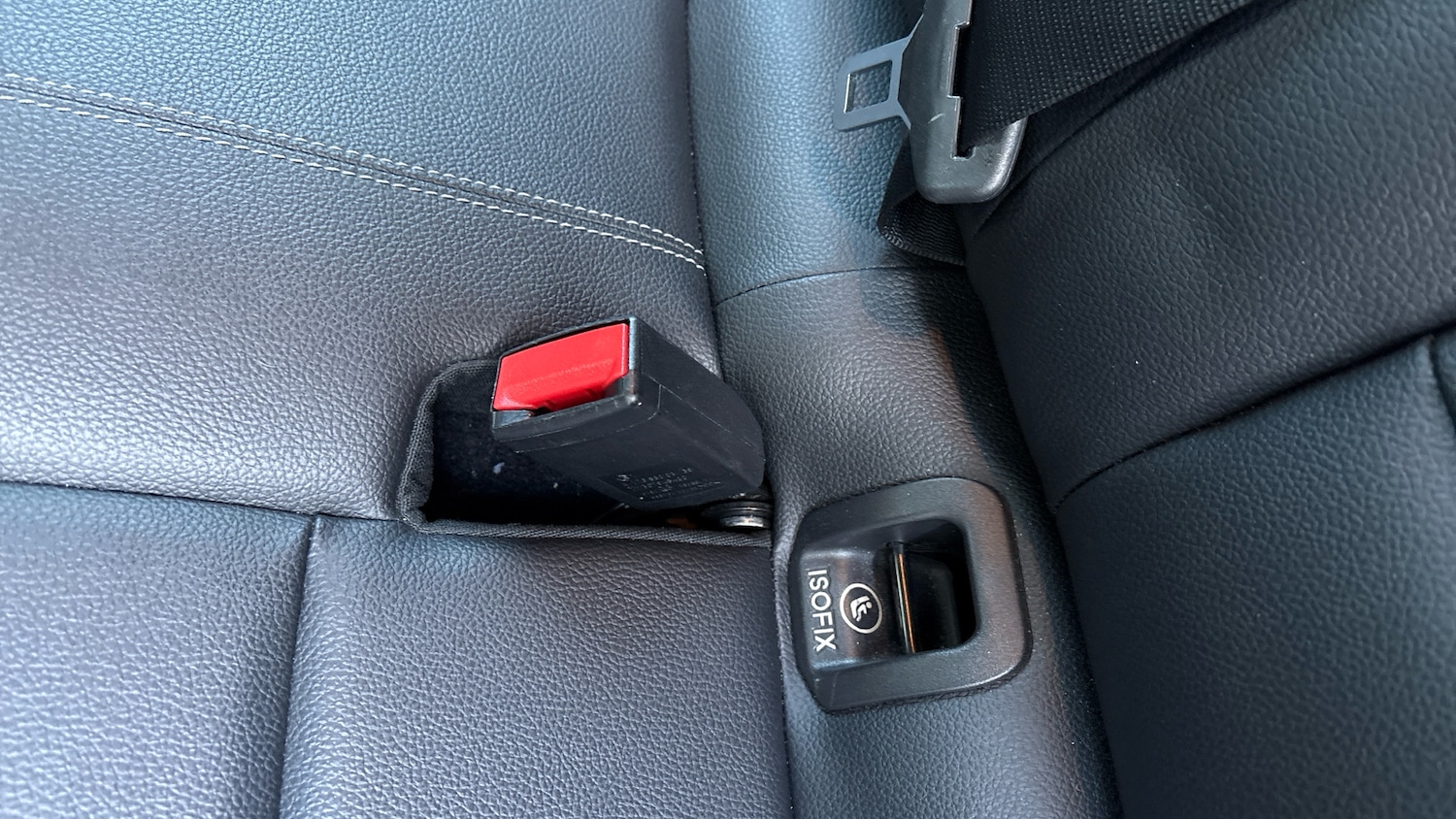 Used Mercedes-Benz GLA 2018 for sale - 76362850: Photo 17