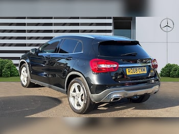 Used Mercedes-Benz GLA 2018 for sale - 76362850: Photo