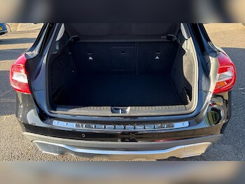 Used Mercedes-Benz GLA 2018 for sale - 76362850: Photo